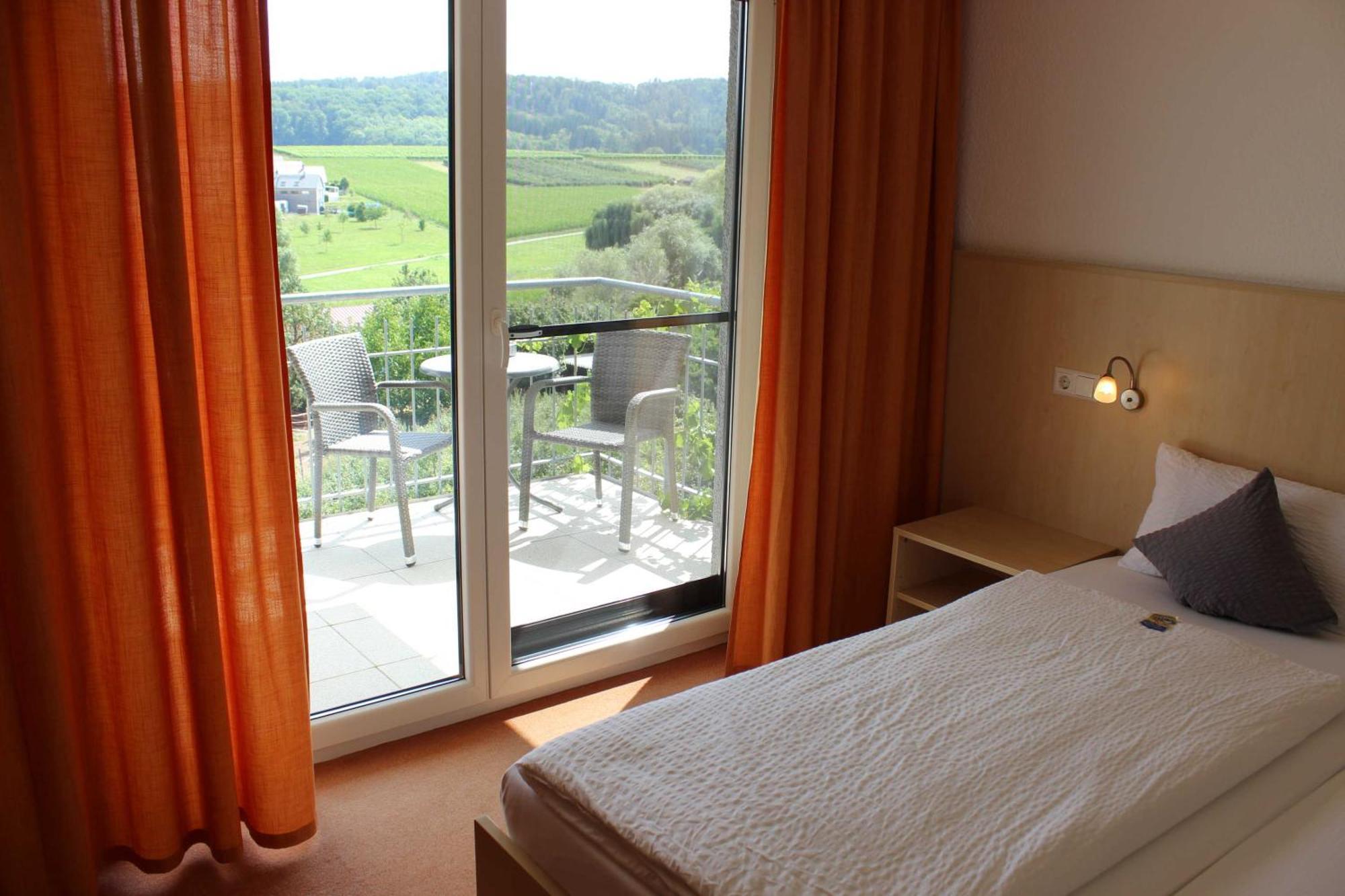 Gaestehaus Zum Wolffenturm Lehrensteinsfeld Kamer foto
