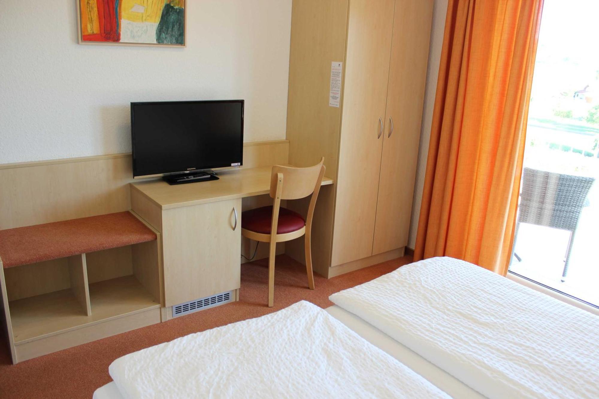 Gaestehaus Zum Wolffenturm Lehrensteinsfeld Kamer foto