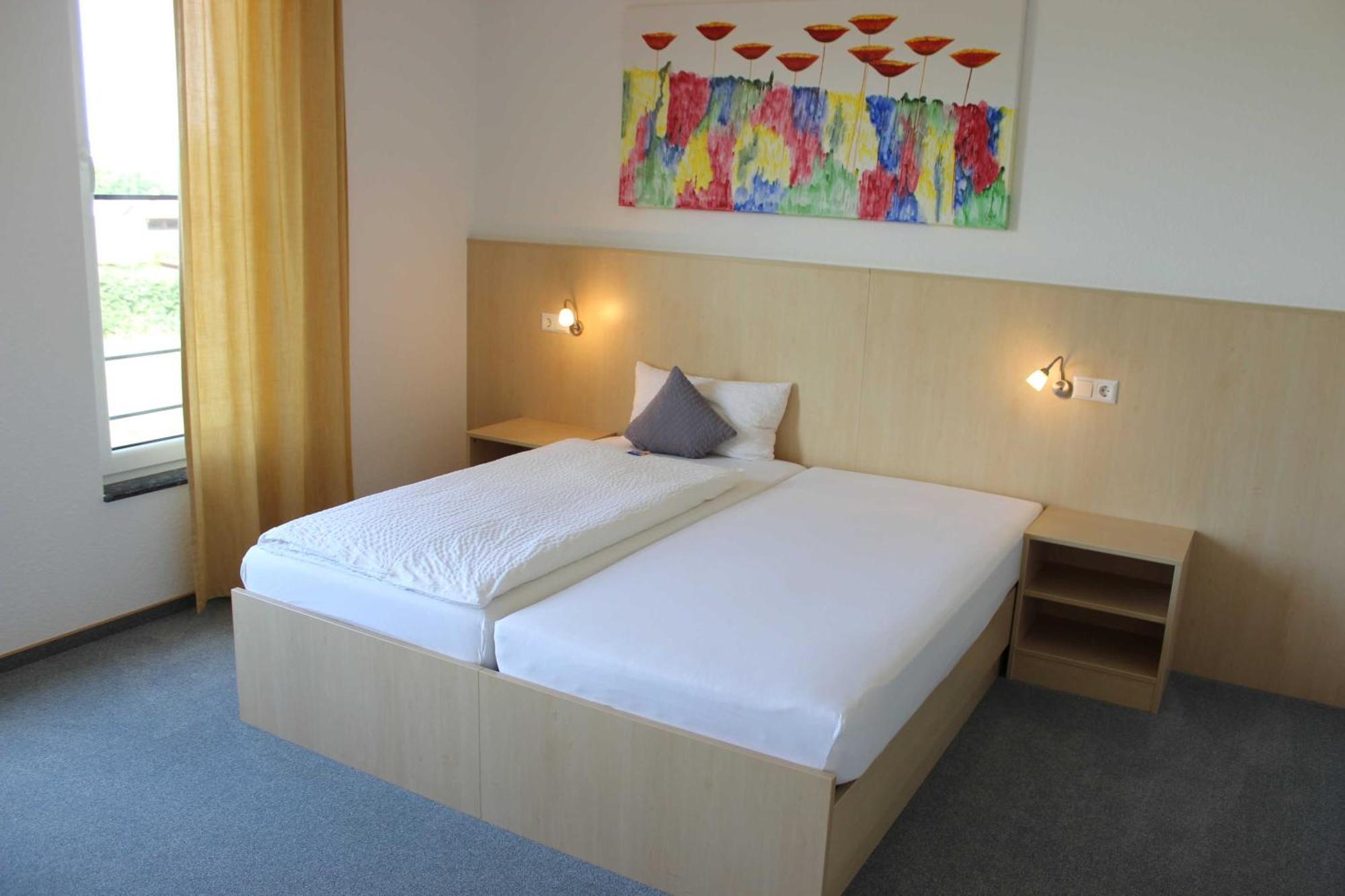 Gaestehaus Zum Wolffenturm Lehrensteinsfeld Kamer foto