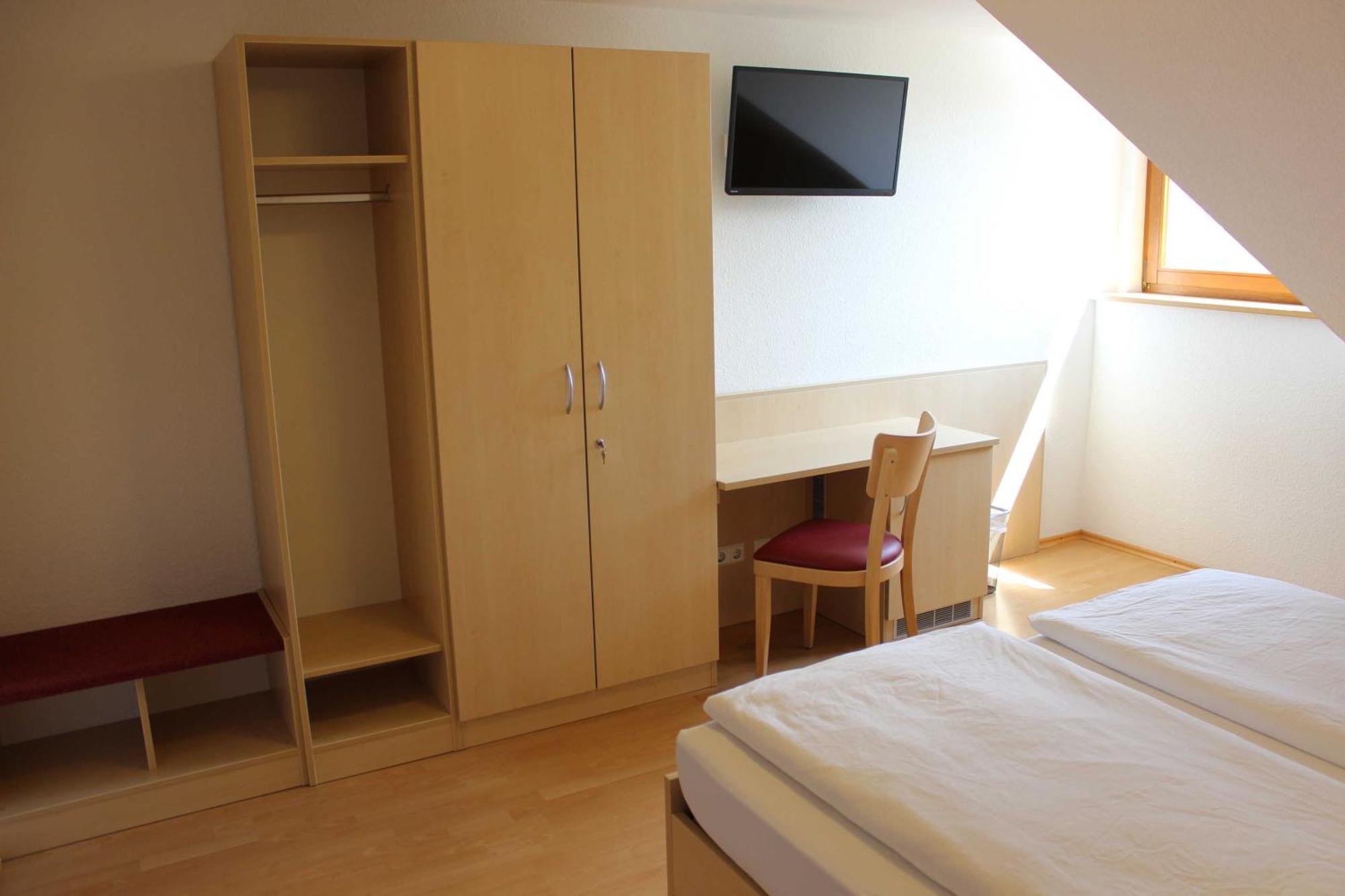 Gaestehaus Zum Wolffenturm Lehrensteinsfeld Kamer foto